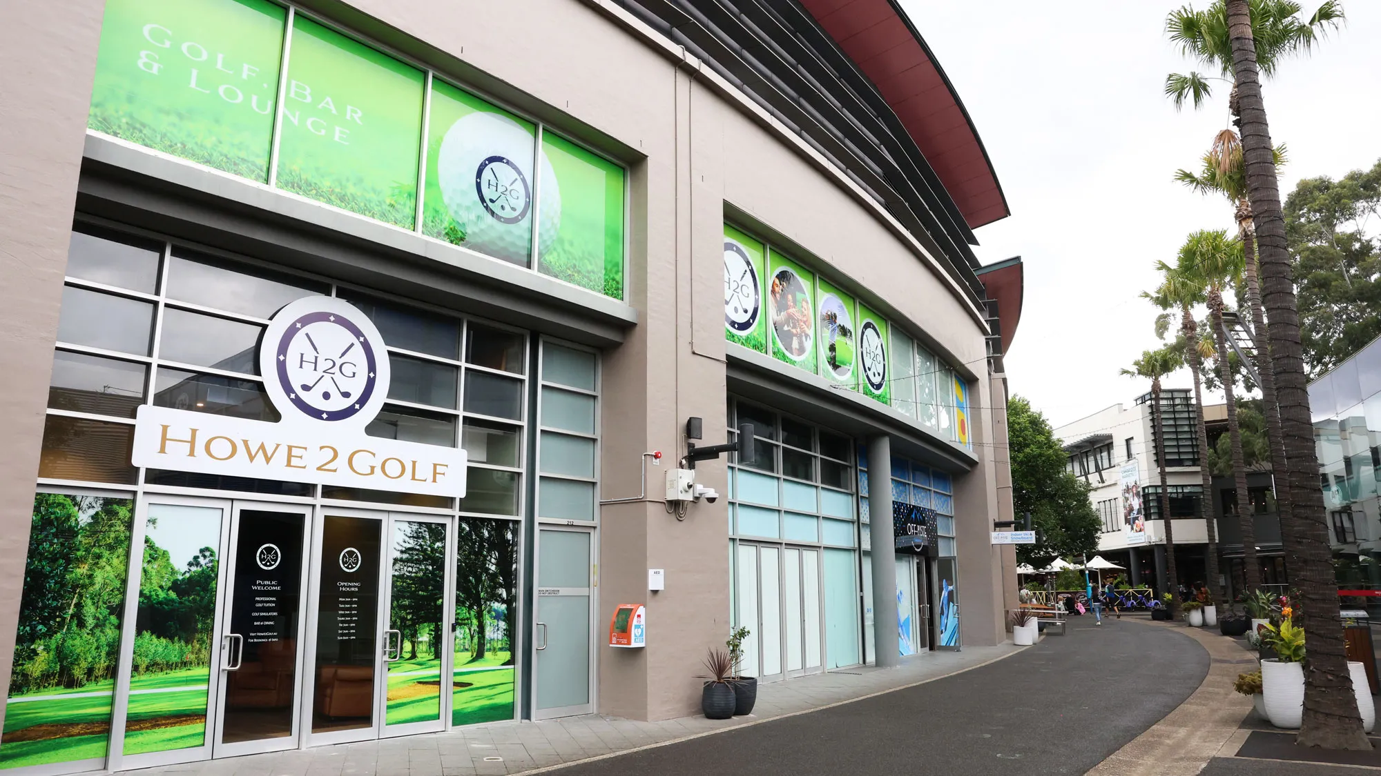 Howe2Golf Indoor Golf Simulator Facility in The Entertainment Quarter, Moore Park, Sydney