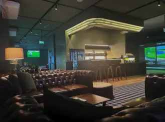 Howe2Golf-Bar Howe2Golf Bar and Lounge
