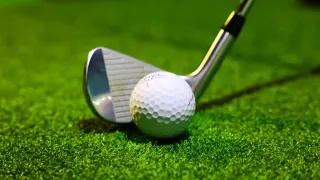 golf-club-with-ball